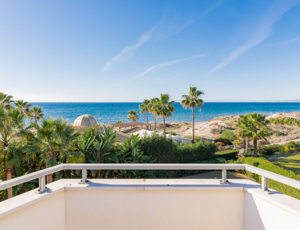 Detached villa for sale in  Las Chapas-El Rosario , Marbella photo 4