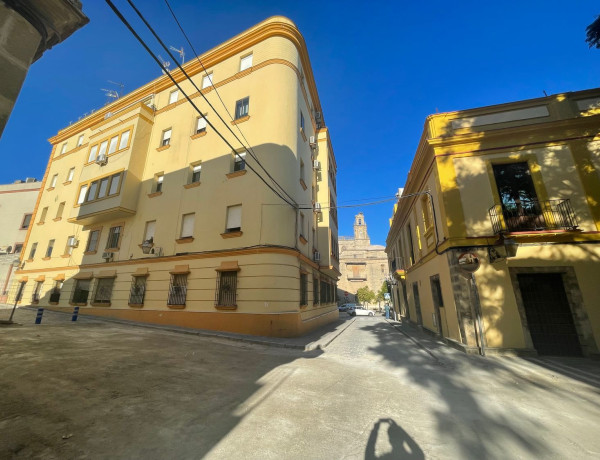 Apartment for sale in Calle Murillo, Jerez de la Frontera thumbnail 2