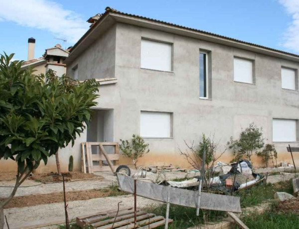 Chalet independiente en venta en , Banyoles photo 1