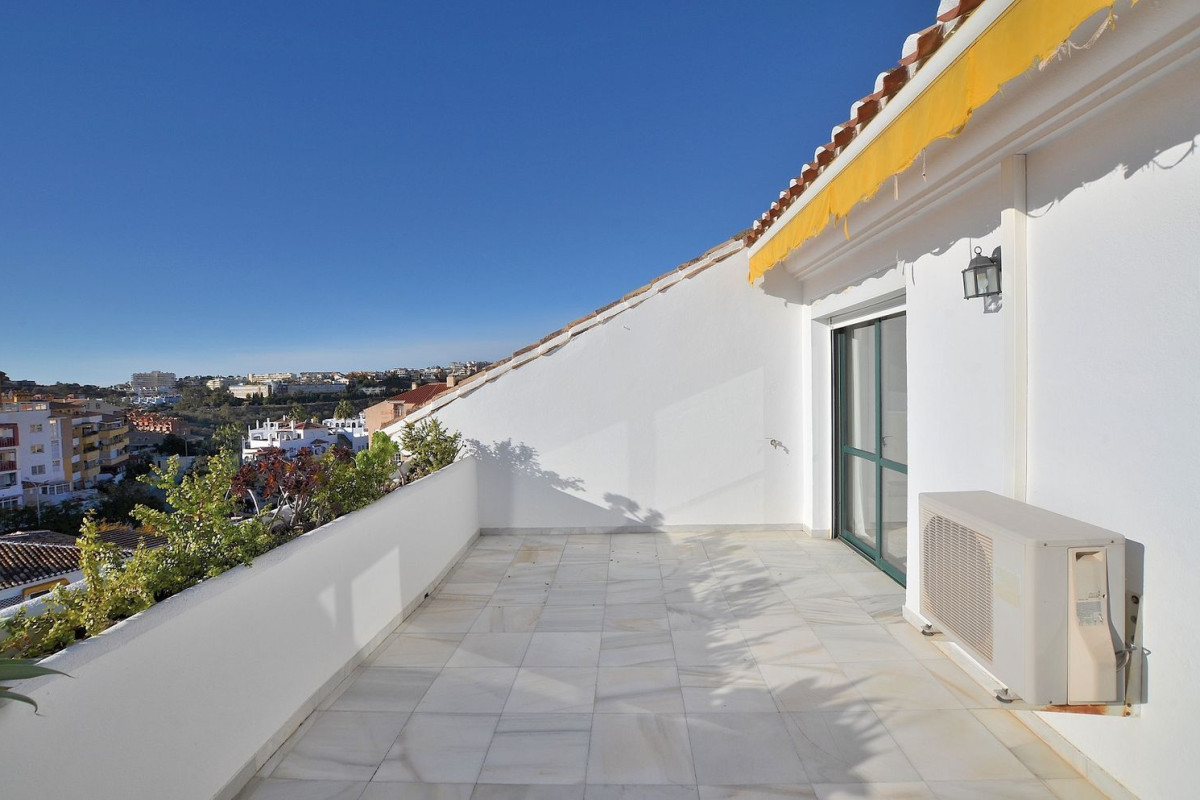 Venta de ático en  Avenida Gandhi, Benalmádena photo 3