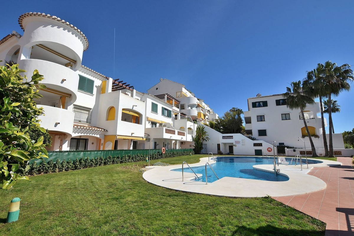 Venta de ático en  Avenida Gandhi, Benalmádena photo 4