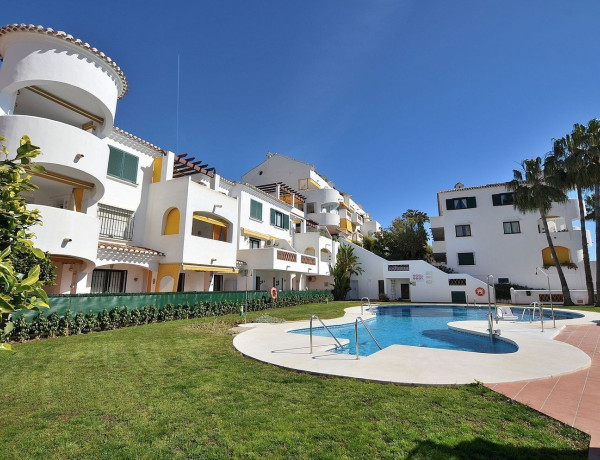 Ático en venta en  Avenida Gandhi, Benalmádena photo 4