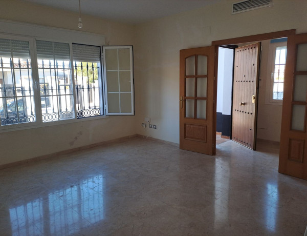 Chalet adosado en venta en  Calle Escritor Miguel de Cervantes , Ronda photo 2