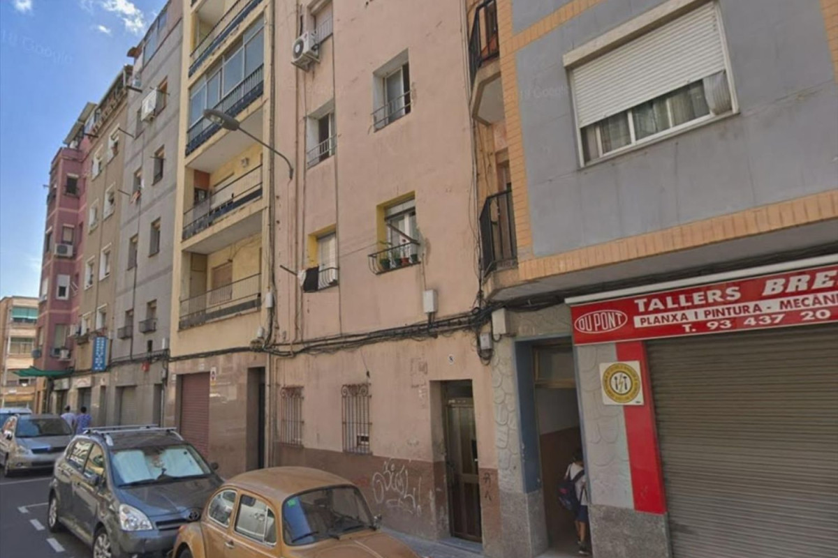 Venta de piso en Calle dels Pins, Hospitalet de Llobregat
 photo 5