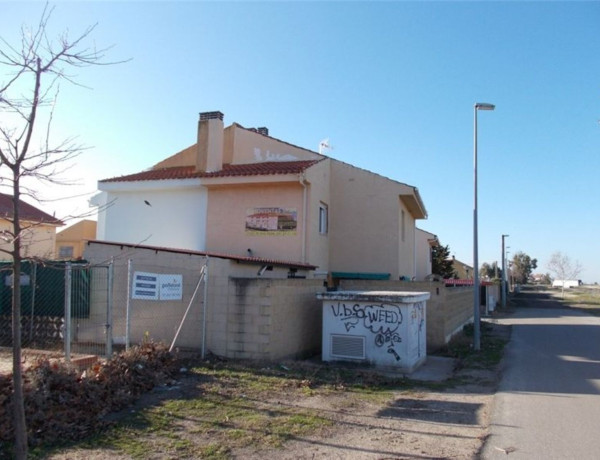 Chalet independiente en venta en , Las Ventas de Retamosa thumbnail 1
