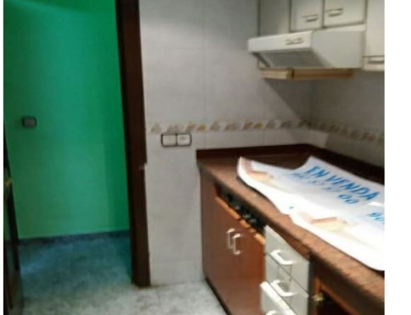 Piso en venta en  Calle dels Pins, Hospitalet de Llobregat photo 1