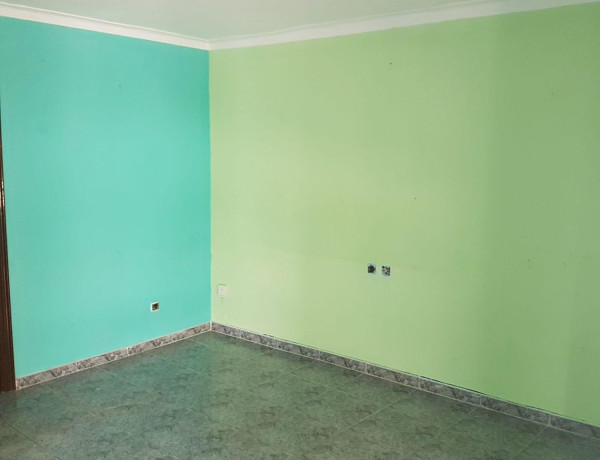 Piso en venta en  Calle dels Pins, Hospitalet de Llobregat photo 2