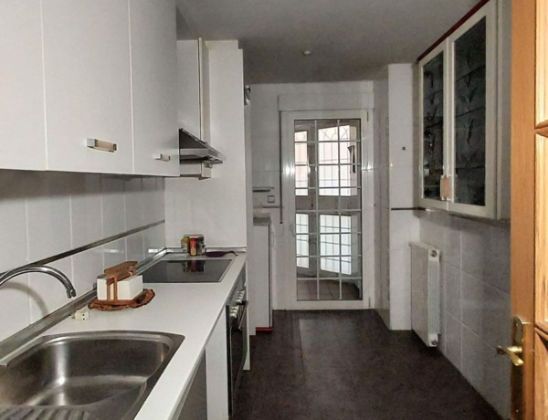 Piso en venta en  Calle Madrid, 102, Getafe photo 4
