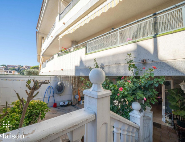 Chalet adosado en venta en , Sant Pol de Mar photo 2