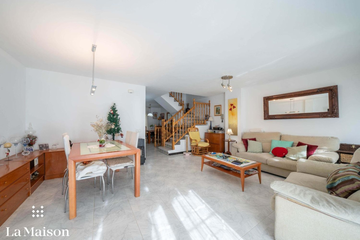 Sale of townhouse in , Sant Pol de Mar photo 5