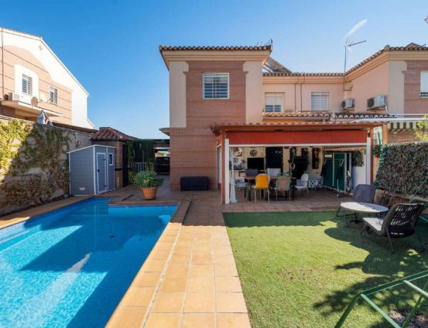 Chalet adosado en venta en , Albolote photo 1
