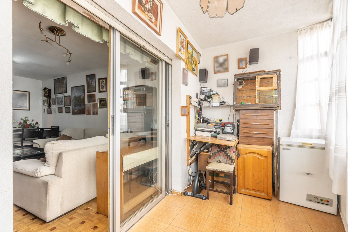 Sale of apartment in Calle de Alonso Carbonell, Madrid
 photo 4