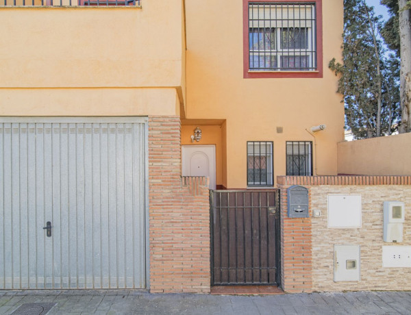 Chalet adosado en venta en  Urb. CERCA DE PLAZA BARRANCO , Alhendin photo 2