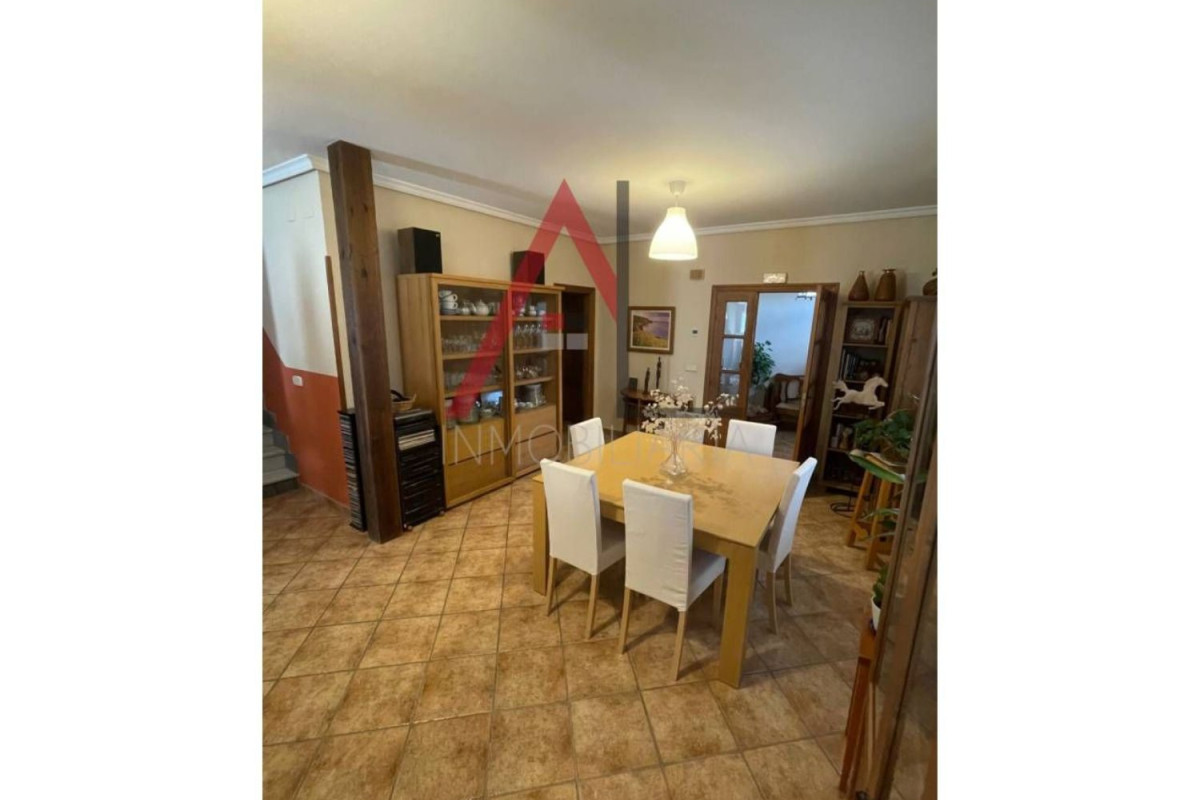 Casa o chalet independiente en venta en calle Zurdo y Giraldez, 2, Navas de Oro
photo 4