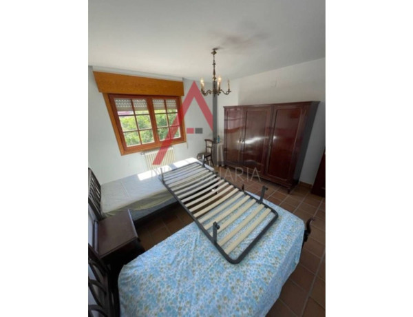 Chalet adosado en venta en , Santiuste de San Juan Bautista thumbnail 2