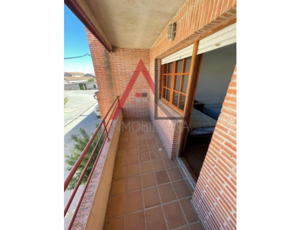 Chalet adosado en venta en , Santiuste de San Juan Bautista photo 4