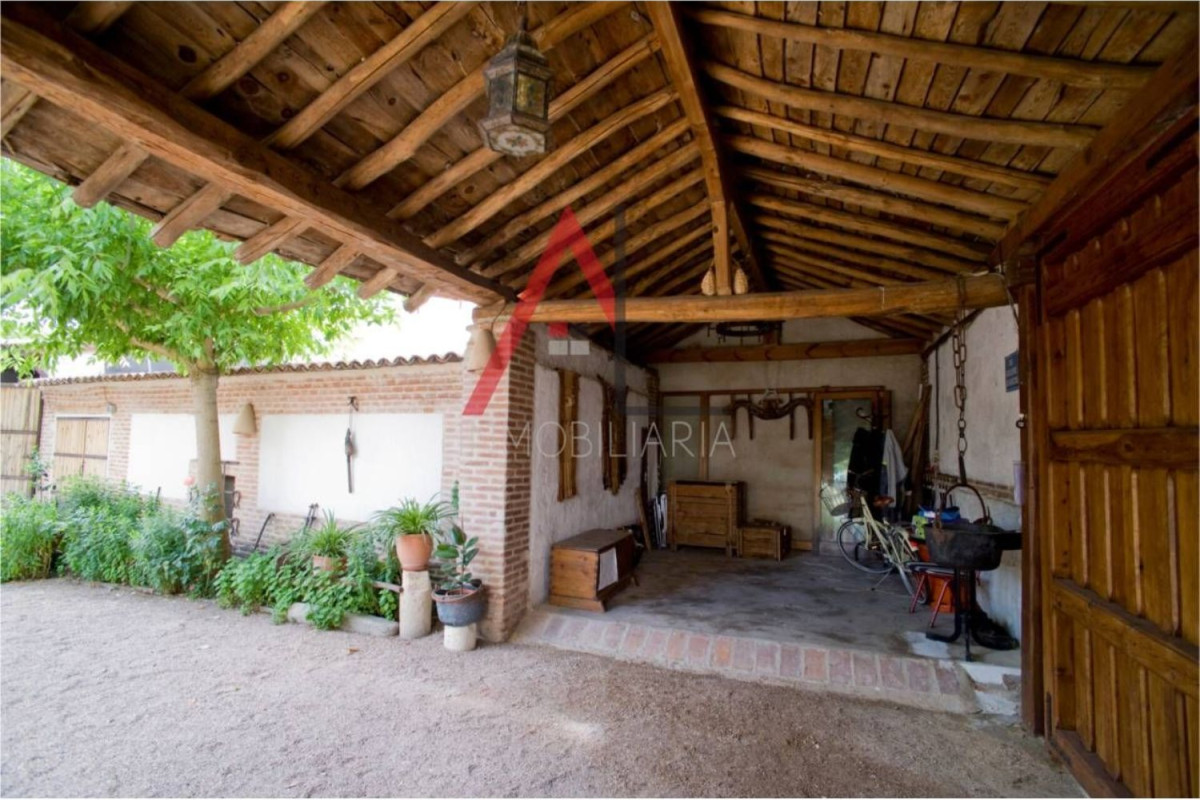 Casa o chalet independiente en venta en calle Eras, 2, Santiuste de San Juan Bautista
photo 3