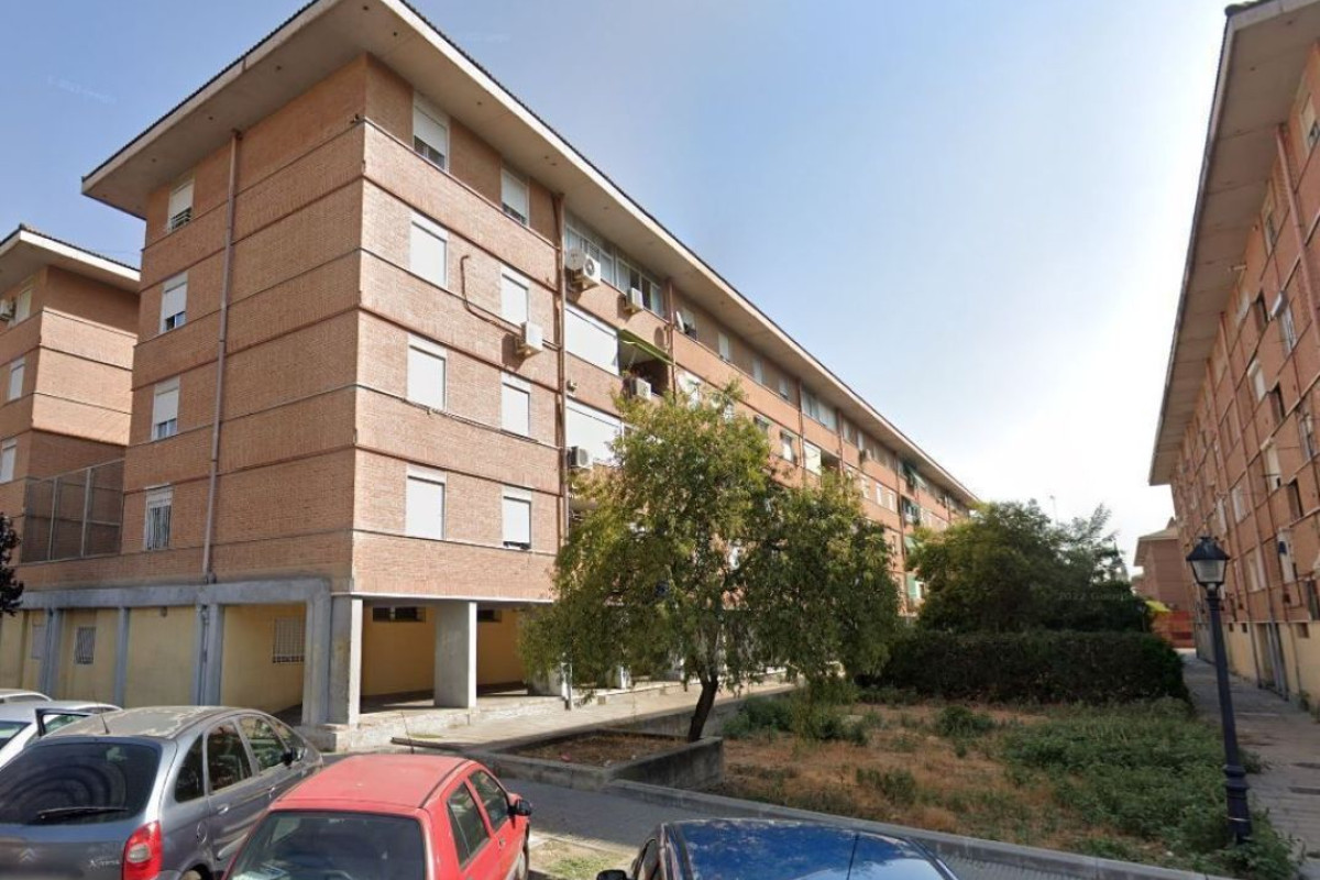 Venta de piso en Calle Pablo Coronel, Alcalá de Henares
photo 1