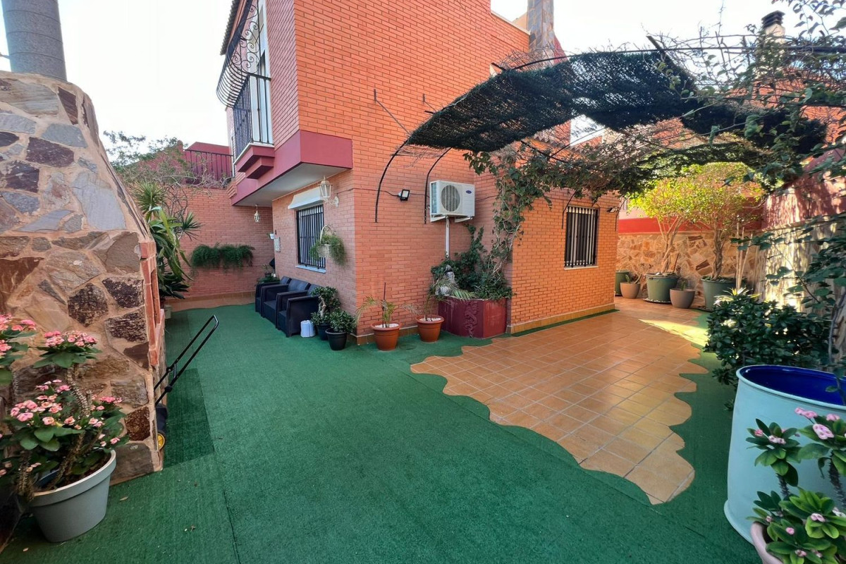 Sale of townhouse in , Huércal de Almería photo 3