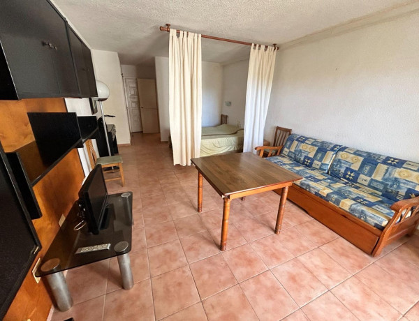 Estudio en venta en Calle de Josep Carner, Salou thumbnail 2