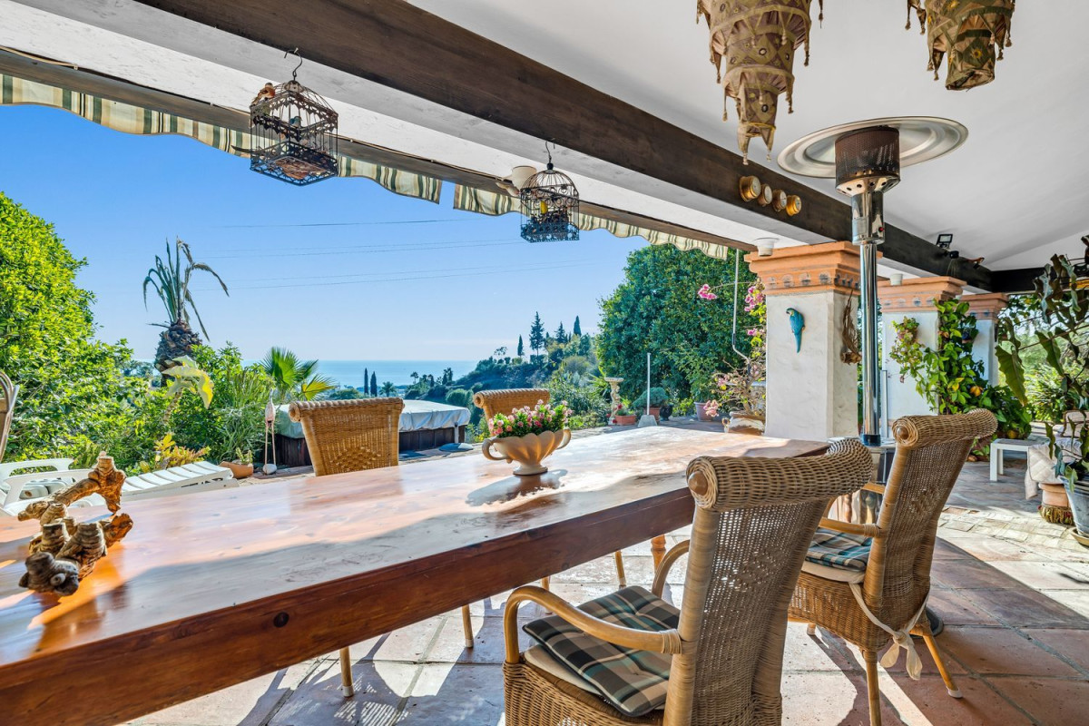 Sale of independent chalet in Torrevigía, 4, Estepona
 photo 3