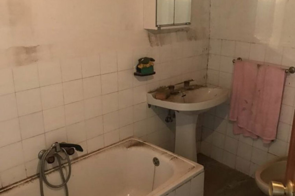 Properties for sale and rent in Spain photo 2