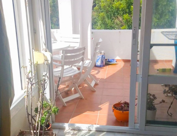 Продажа квартиры в Urbanización La Reserva, Marbella thumbnail 1