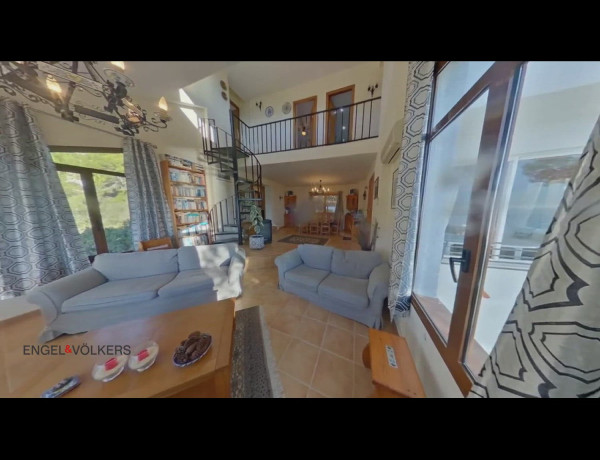 Chalet independiente en venta en , Alcossebre photo 1