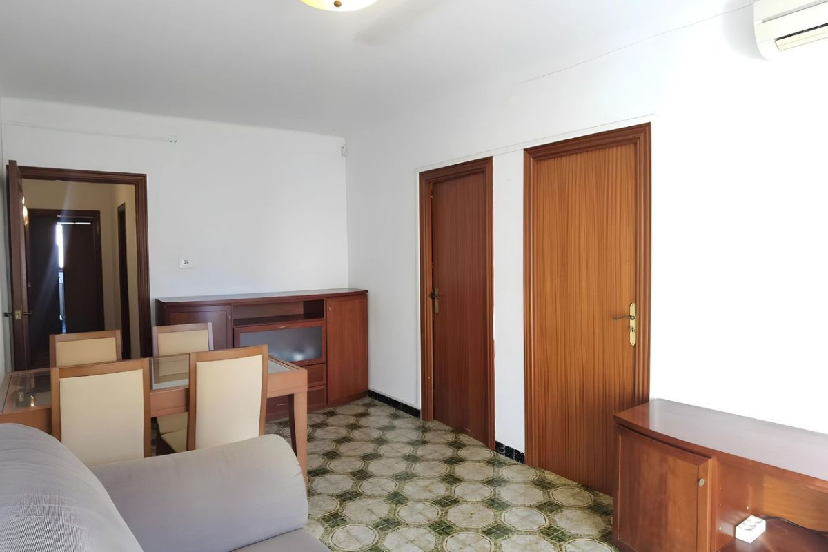 Venta de piso en JAUME CASANOVAS, El Prat de Llobregat
photo 3