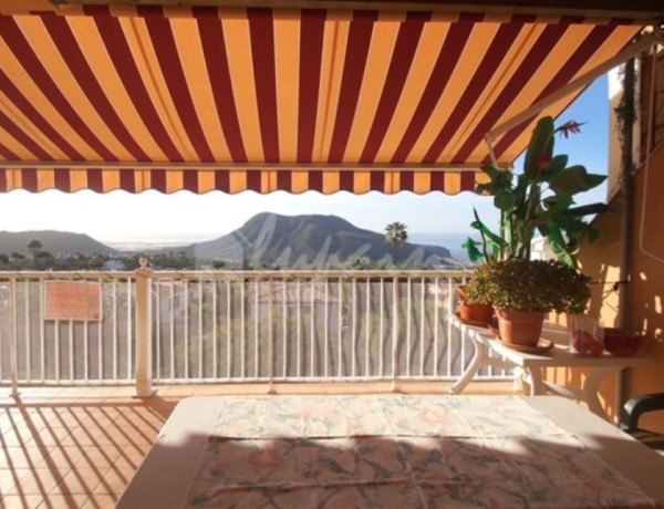 Piso en venta en  Calle Caramillo, Arona photo 1