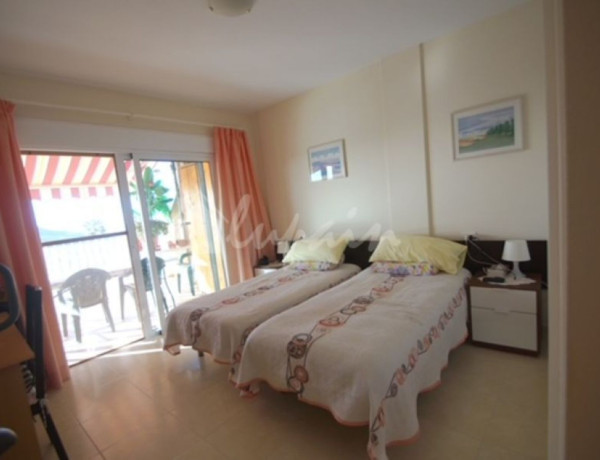 Piso en venta en  Calle Caramillo, Arona photo 3