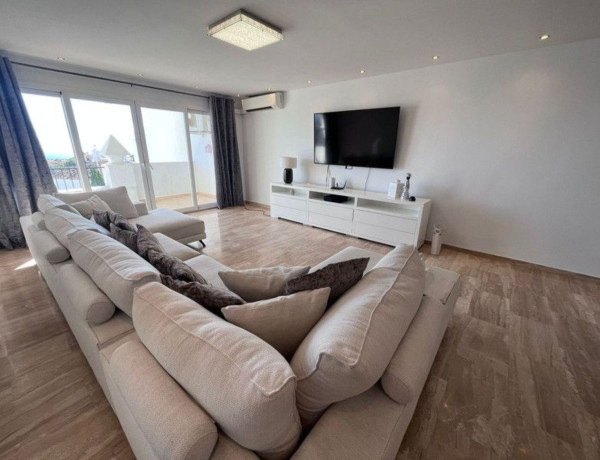 Пентхаус на продажу в  Las colinas de Marbella s/n, Бенахавис photo 4
