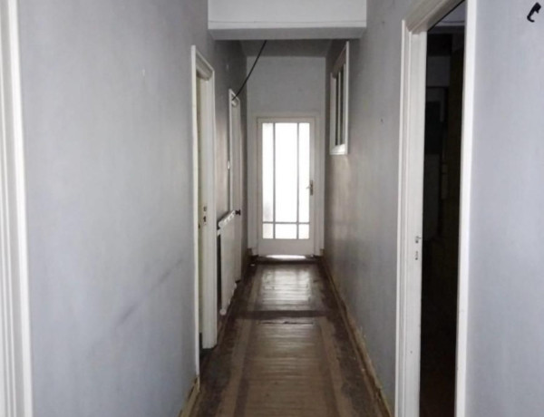 Apartment for sale in Avenida Gran Via, 4, Vigo thumbnail 2