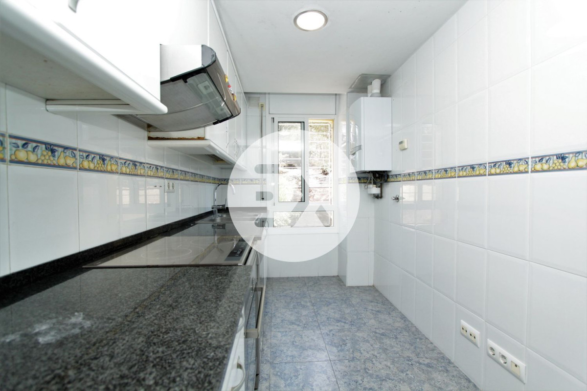 Venta de duplex en , Sant Boi de Llobregat photo 5