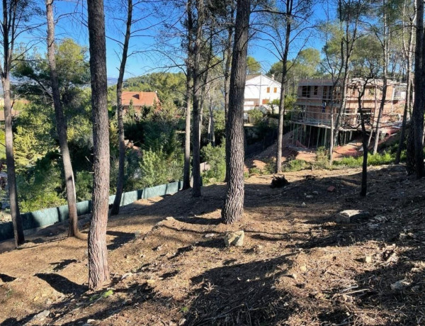 Terreno en venta en Corbera de Llobregat thumbnail 2