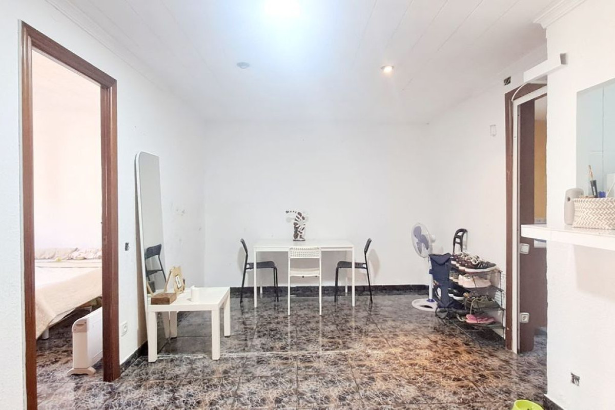 Sale of apartment in Frances xavier, Hospitalet de Llobregat
photo 2