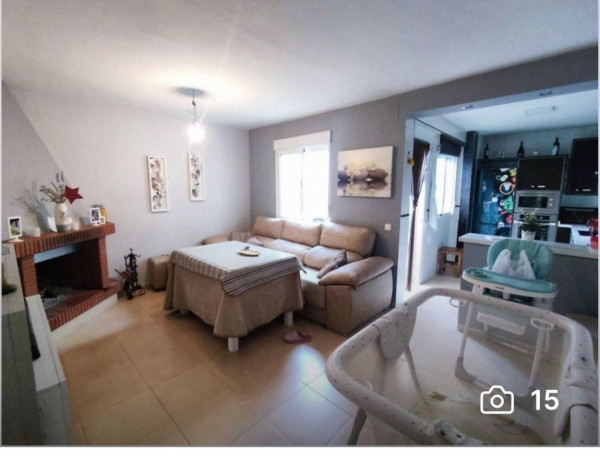 Chalet adosado en venta en , Cabra photo 1