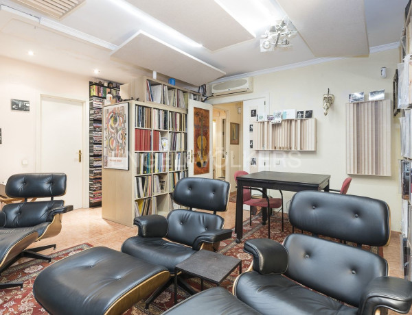Piso en venta en Almeda , Cornellà de Llobregat photo 1