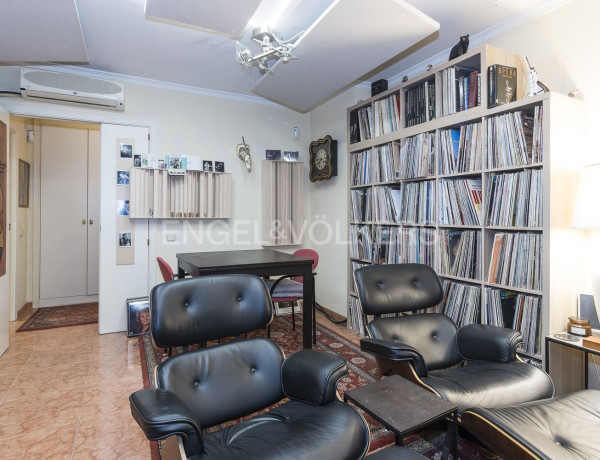 Piso en venta en Almeda , Cornellà de Llobregat thumbnail 1