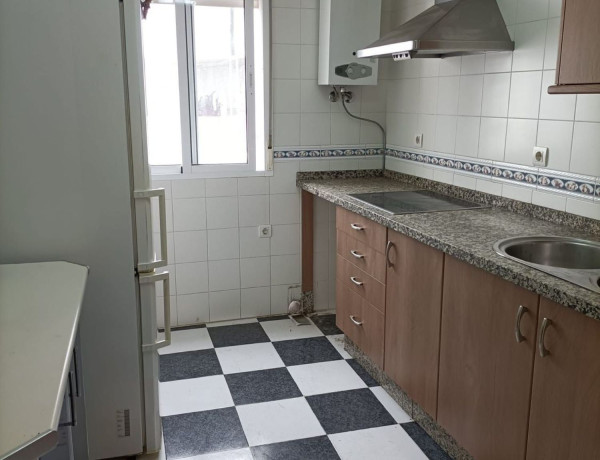 Piso en venta en Fuentepiña , Huelva thumbnail 2