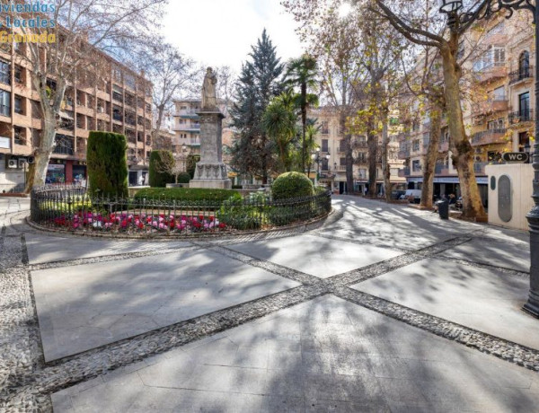 Piso en venta en  Realejo , Granada photo 1