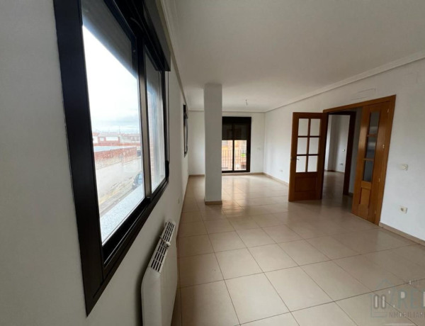 Piso en venta en , Consuegra photo 1