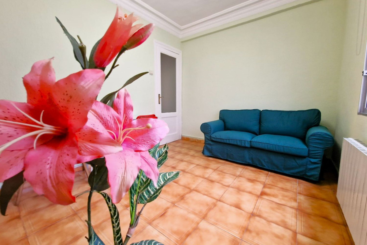 Продажа квартиры на Calle de San Juan de la Cruz, Сарагоса
photo 3