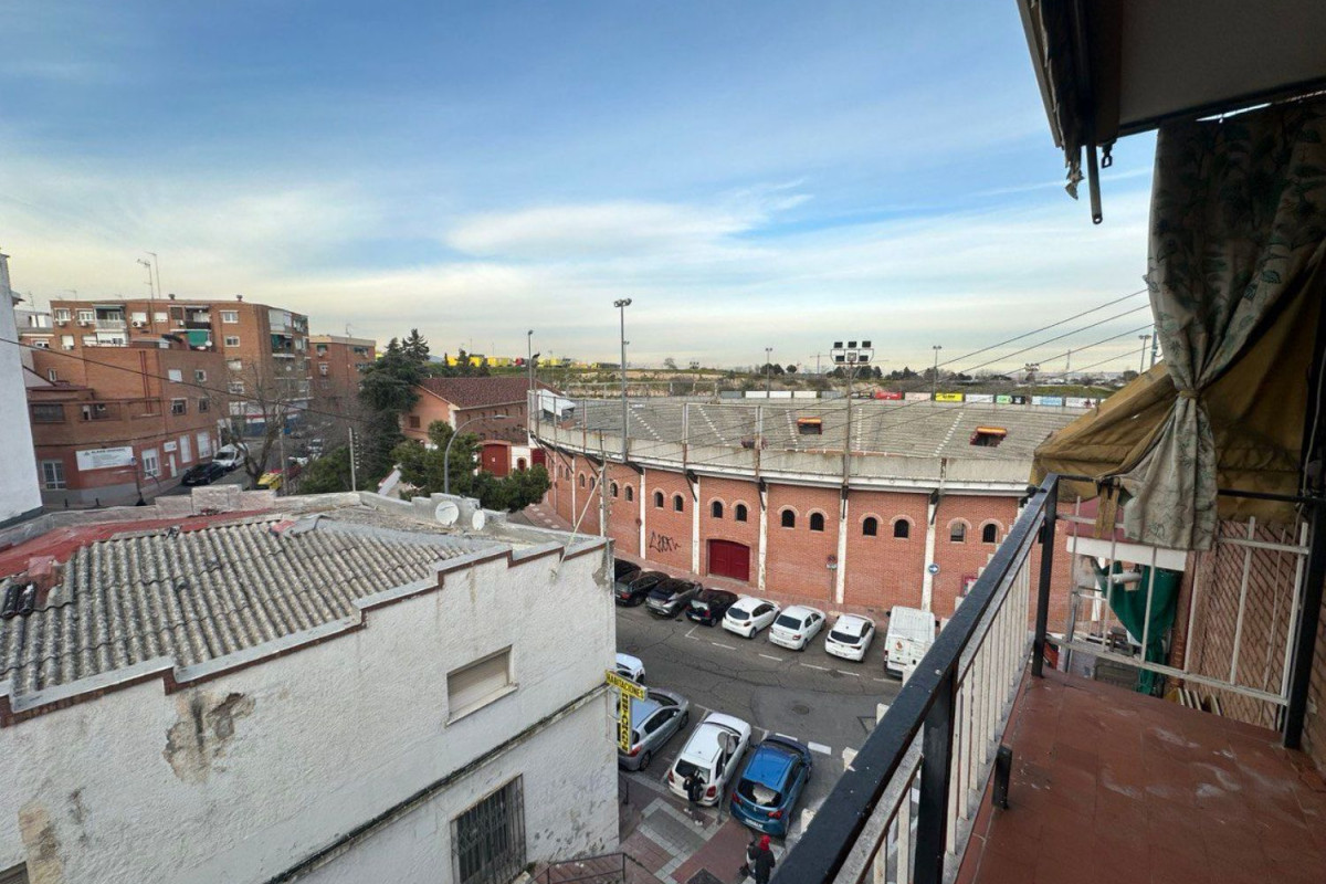 Sprzedaż mieszkania w Calle Bilbao, San Sebastián de los Reyes
 photo 2