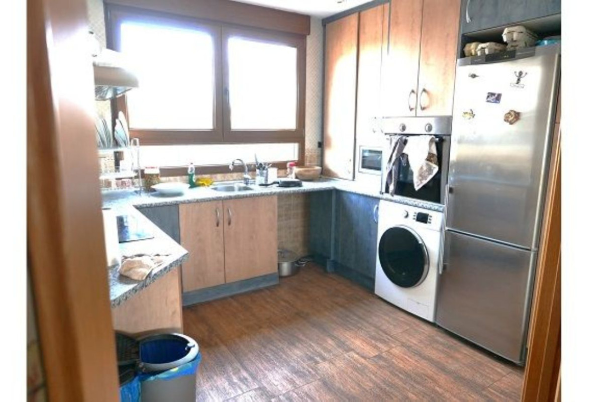 Продажа отдельного шале в , Коррал-де-Айон photo 4
