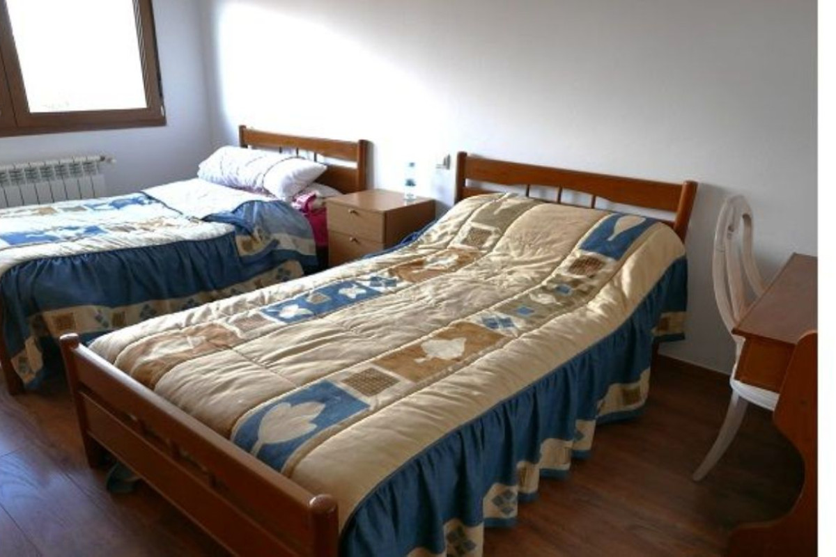 Продажа отдельного шале в , Коррал-де-Айон photo 5
