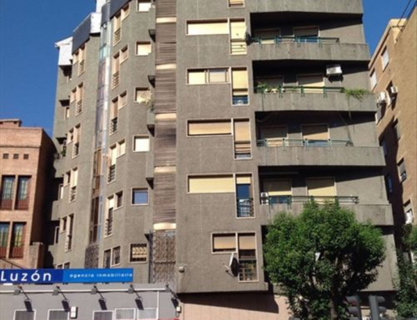 Local en venta en calle Acera del Darro s/n thumbnail 1