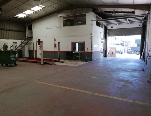Nave en venta en calle del Ebro photo 1