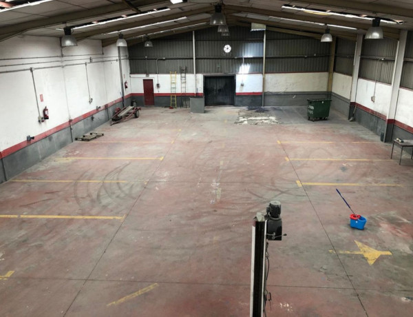Nave en venta en calle del Ebro photo 4