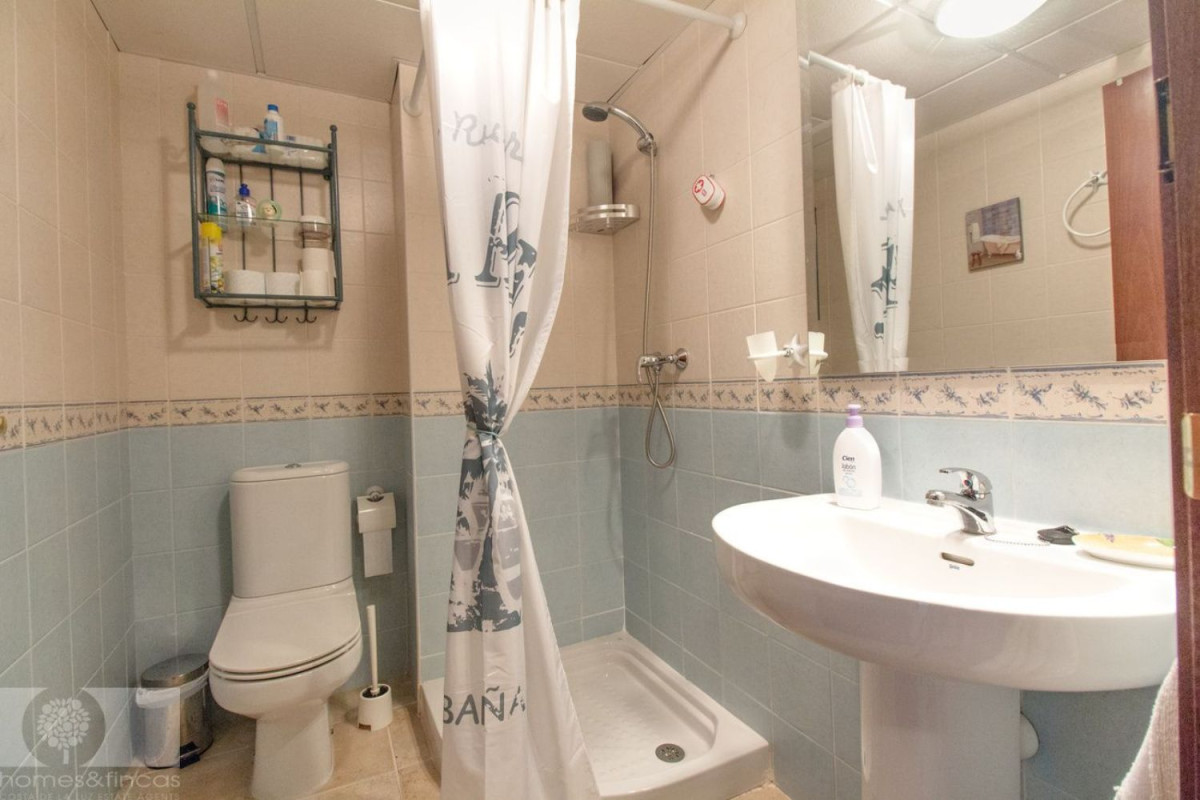 Venta de bajo en Avenida Juan Pablo II, Ayamonte
photo 5